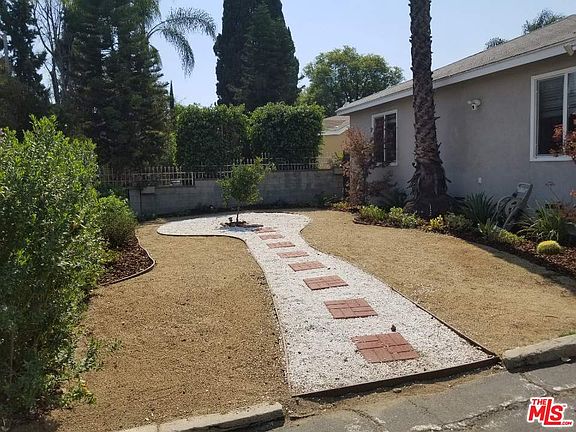 3rd image of 6733 Beck Ave