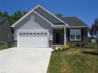 6400 Amber Way, North Ridgeville, OH 44039