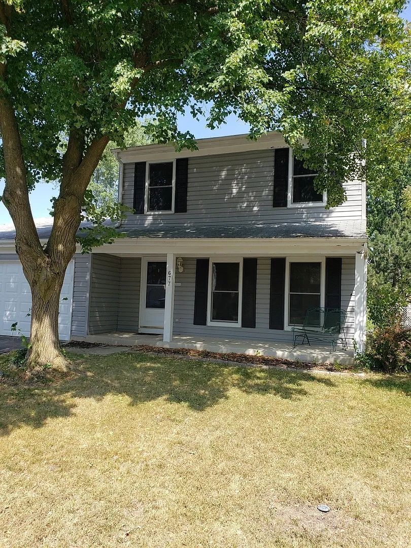 677 Sand Creek Dr photo 1