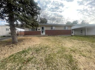 2750 Morris Dr, Florissant, MO
