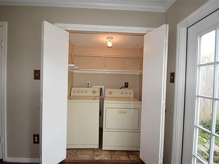 9323 Westwood Village Dr #6 — Photo 13