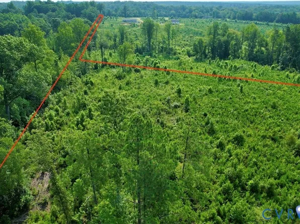 5211 Indian Oak Rd, Crewe, VA 23930