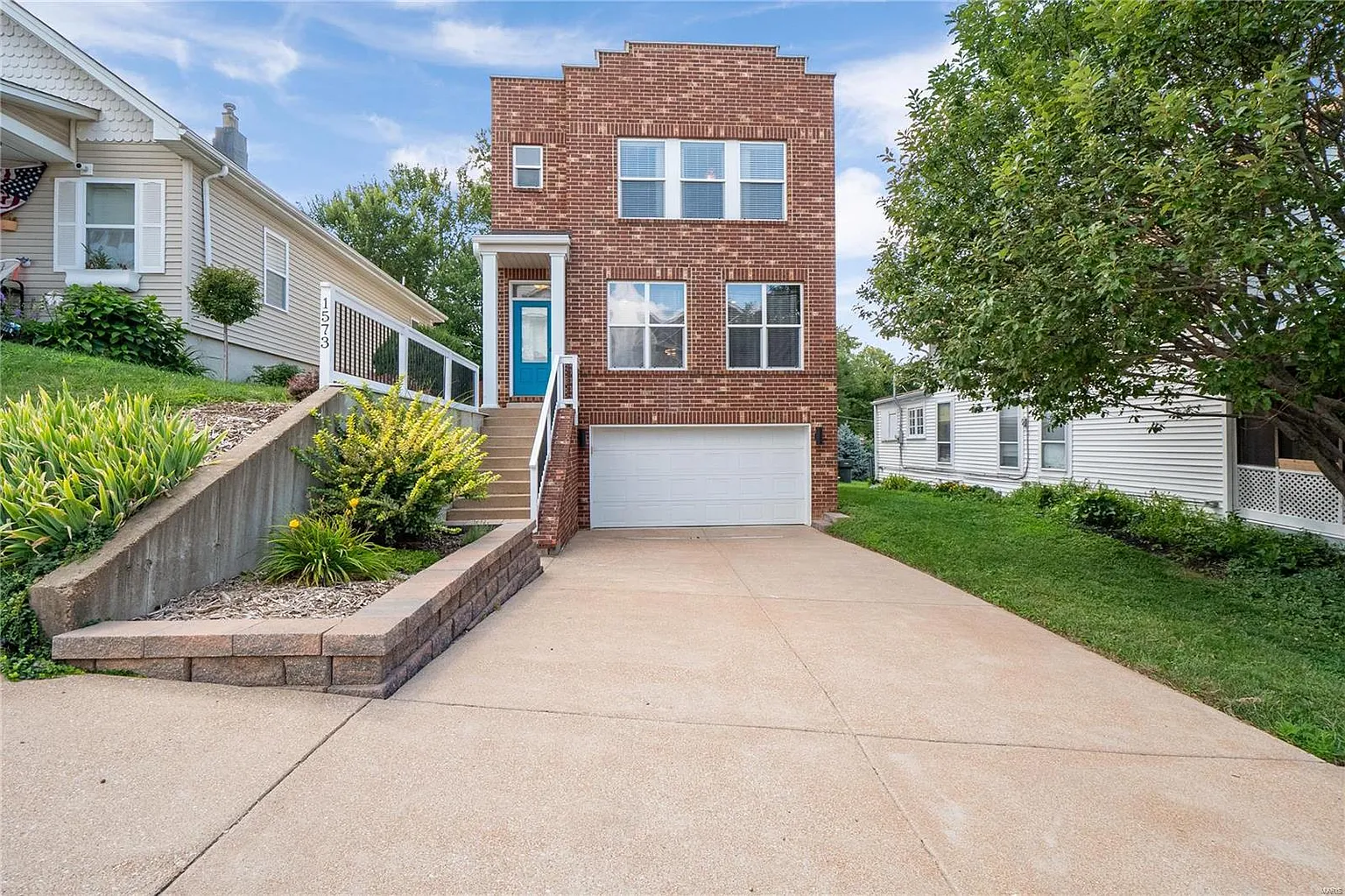 1573 Fairmount Ave photo 1
