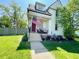 400 S Ayer St, Harvard, IL 60033