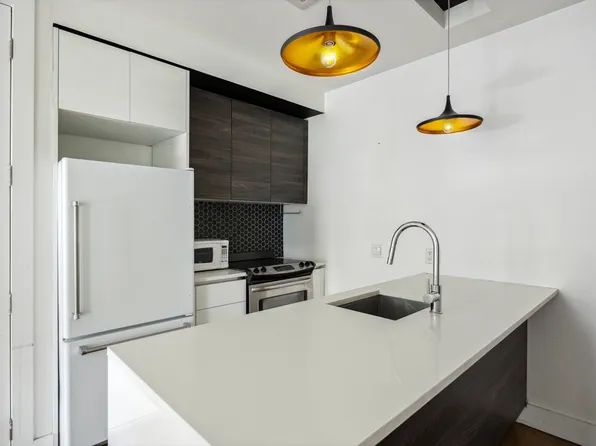 530 Midwood Street 2G image 3 of 20