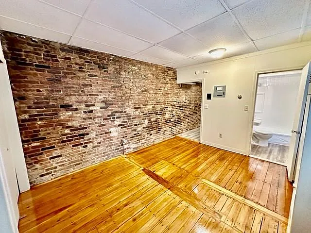 23 Sheafe St #1-R — Photo 6