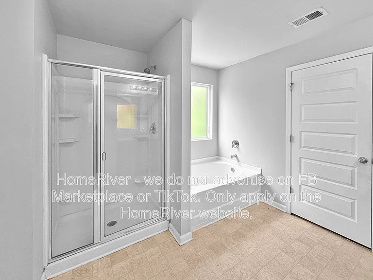 1067 Lear Dr — Photo 13