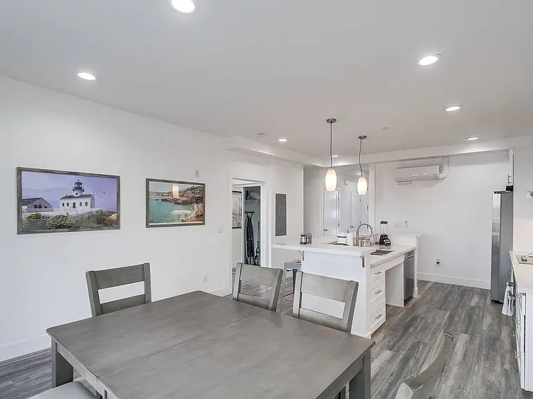 Dinning table