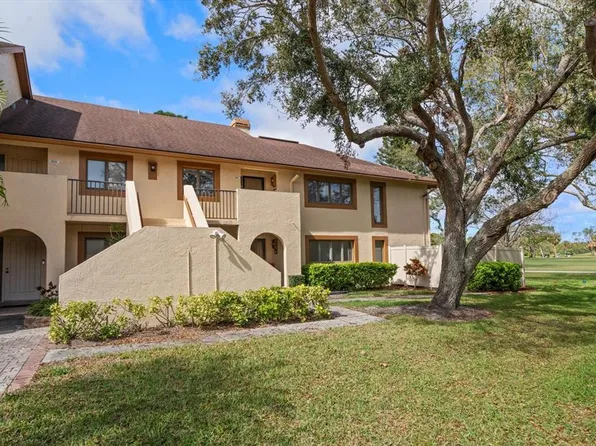 8003 Bardmoor Pl APT 204, Seminole, FL 33777