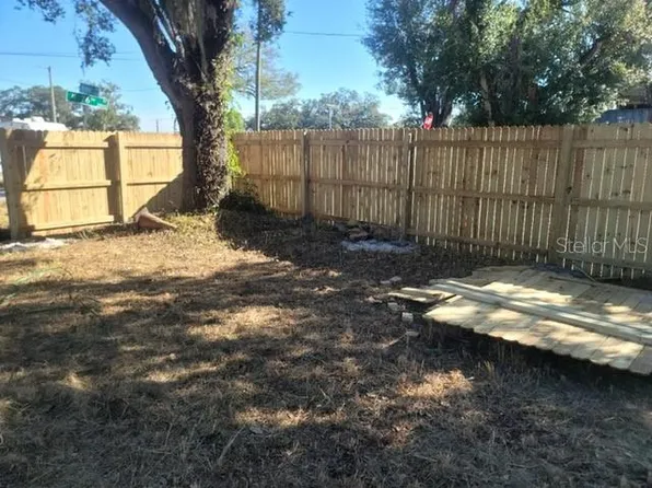 2802 N 76th St #19, Tampa, FL 33619