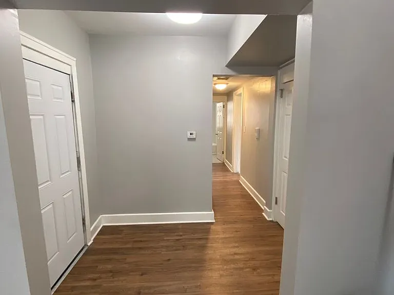 6801 S East End Ave — Photo 3
