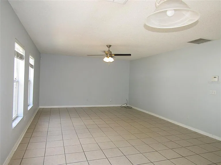 121 Bristol Forest Trl — Photo 9