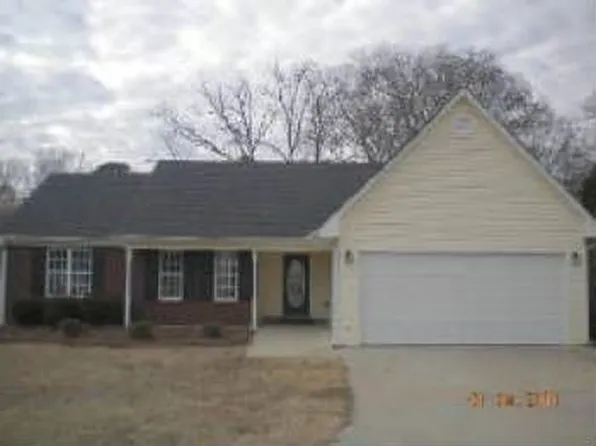 30 Hedgerow Ct, Cartersville, GA 30120