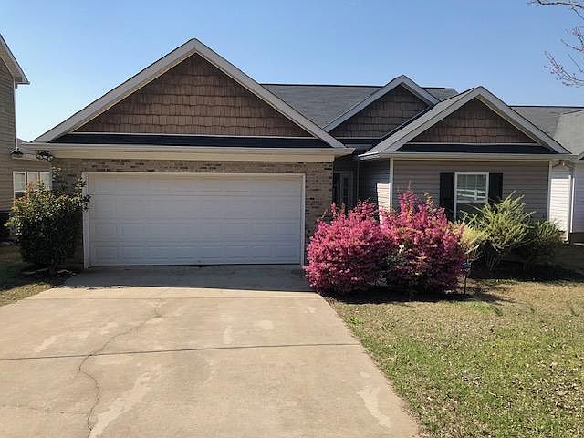 1st image of 107 Whispering Oak Ln