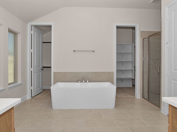 5th image of 31522 Meadow Place Ln