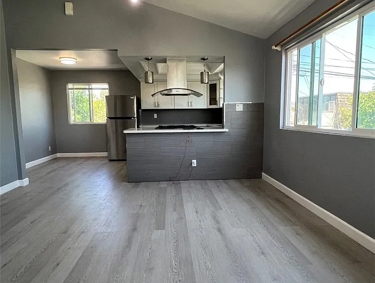 5316 Inglewood Blvd — Photo 1