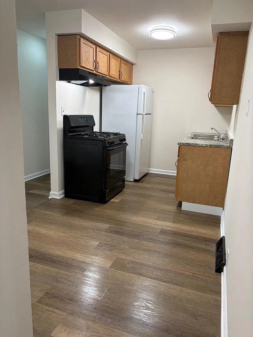 Mano Realty LLC — Photo 2