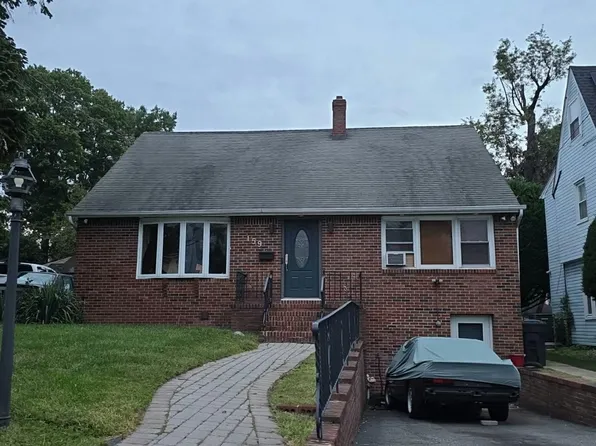 157 W Demarest Ave, Englewood, NJ 07631