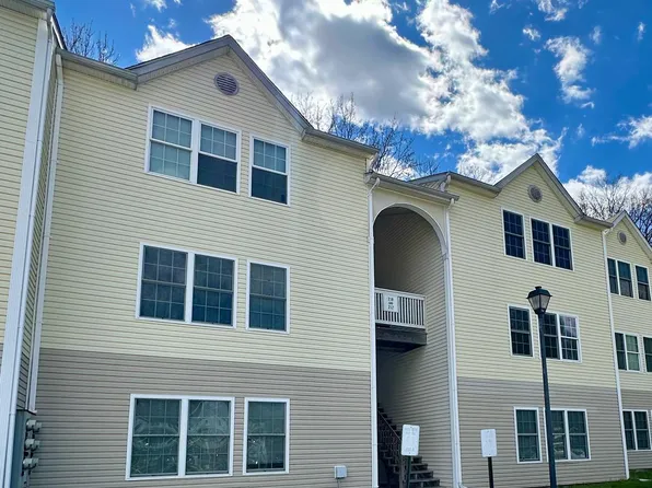 212 Highland Blvd APT C, New Castle, DE 19720