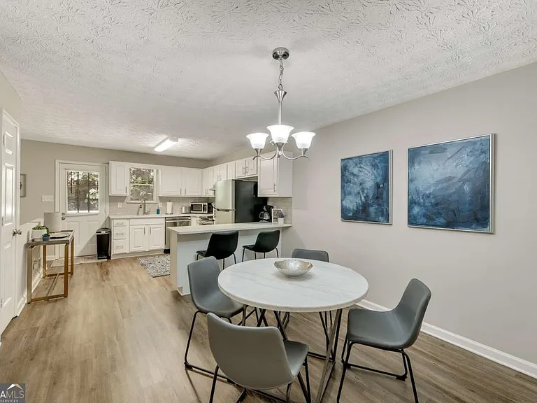 4375 Coopers Creek Dr SE — Photo 5