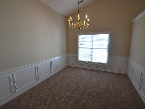 4th image of 2750 Araglin Dr