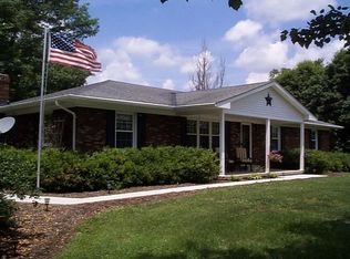 551 Russell Cave Rd, Paris, KY 40361