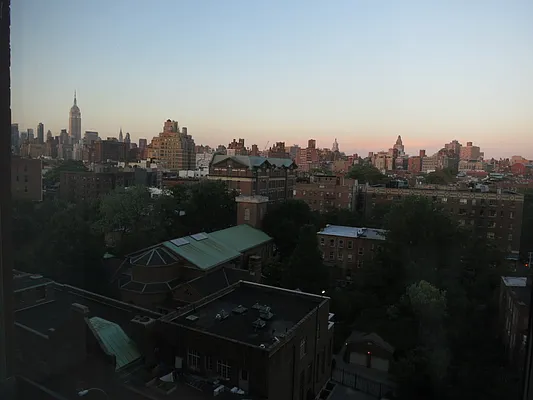 Rented by Skygroup Realty | media 3