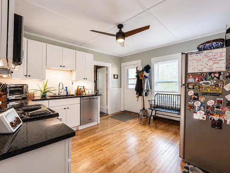 21 Madison St #2 — Photo 2