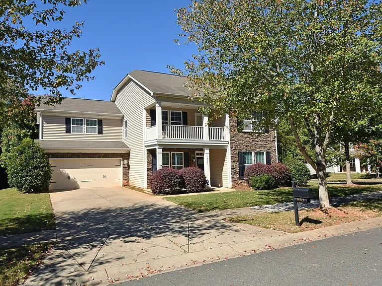 14523 Rhiannon Ln — Photo 3