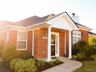 3565 Stonecreek Circle UNIT A, Jeffersonville, IN, 47130