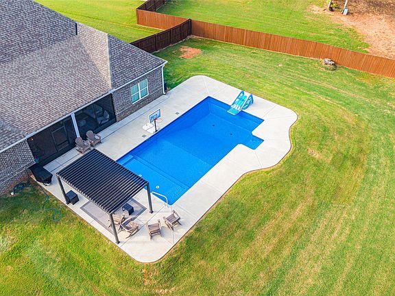 2nd image of 69 Alston Dr