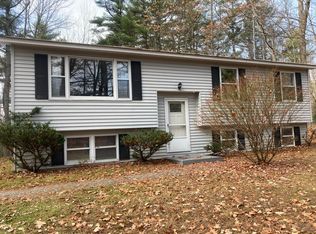 33 Kelley Rd, Orono, ME 04473