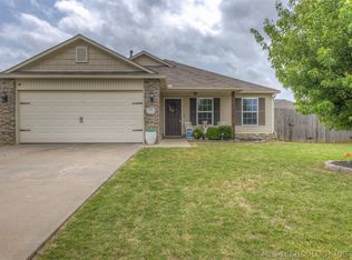 25190 E 91st Ct S, Broken Arrow, OK 74014