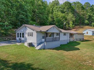 472 Wildwood Cir, La Follette, TN 37766