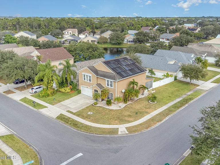 2893 Glasbern Cir — Photo 35