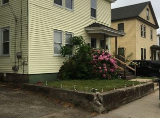 27 Balcom St, Nashua, NH 03060