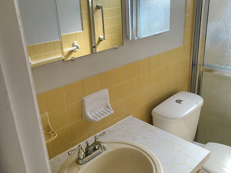 9004 Saint Regis Ln — Photo 13