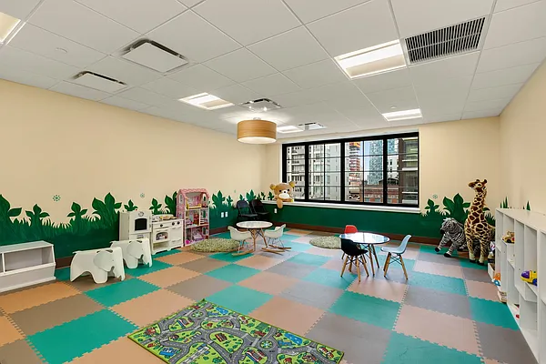 Rented by Compass | media 13