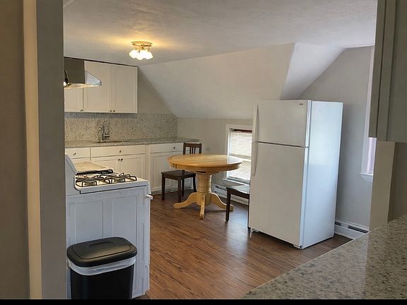 2nd image of 67 Lancaster St APT 4