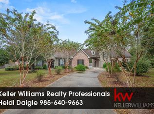 24521 Paradise Ln, Lacombe, LA 70445