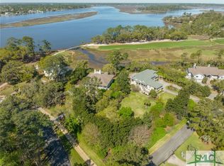 6 Crooked Creek Ln, Savannah, GA 31411