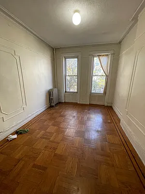 Rented by Abba Realty Associates INC | media 54