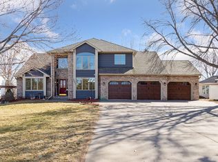 7651 Hilo Ln N, Forest Lake, MN 55025