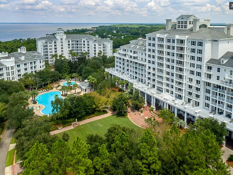 Grand Sandestin Complex