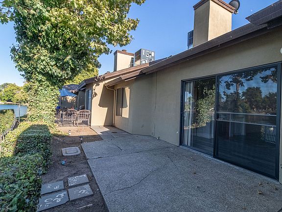 3rd image of 2215 Piccardo Cir