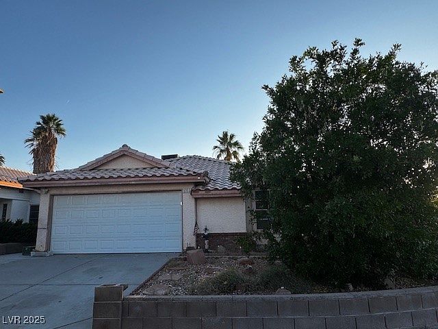 2nd image of 6903 Wineberry Dr