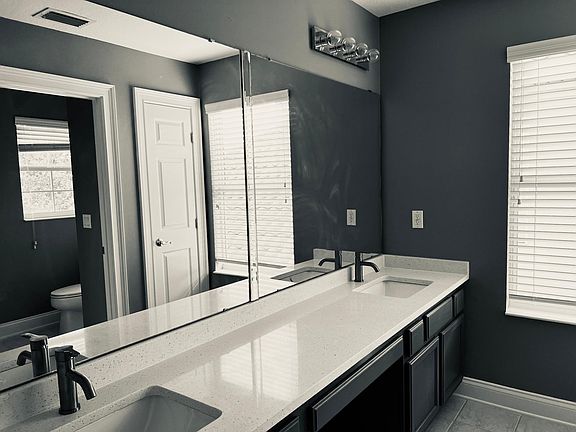 3rd image of 6951 Brescia Way