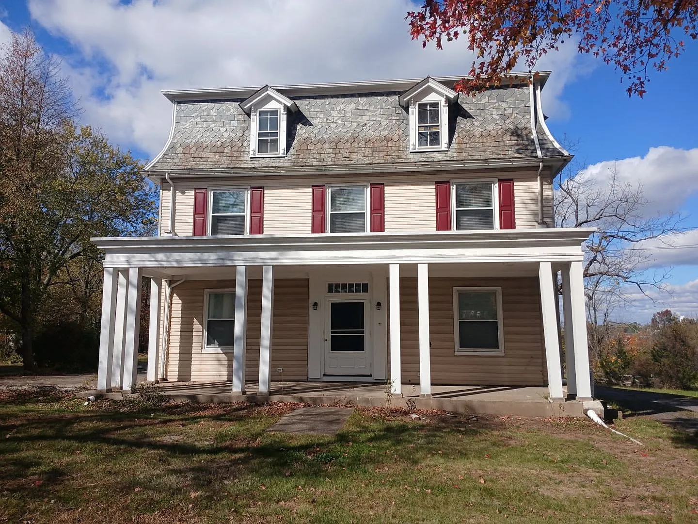 Renovated/Restored Upper Gwynedd Single Home for Rent! — Photo 2