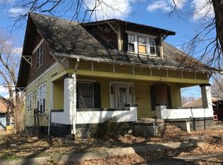 2152 3rd Ave, Terre Haute, IN 47807