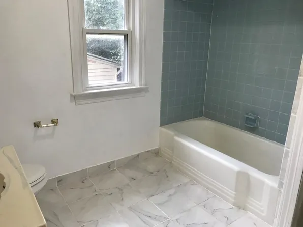 102 W Oates Ave, Winchester, VA 22601